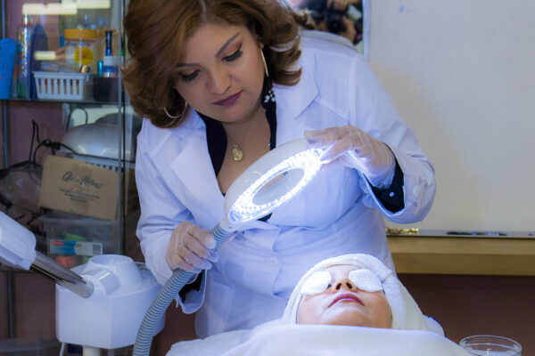 Parisien Beauty School, formula b